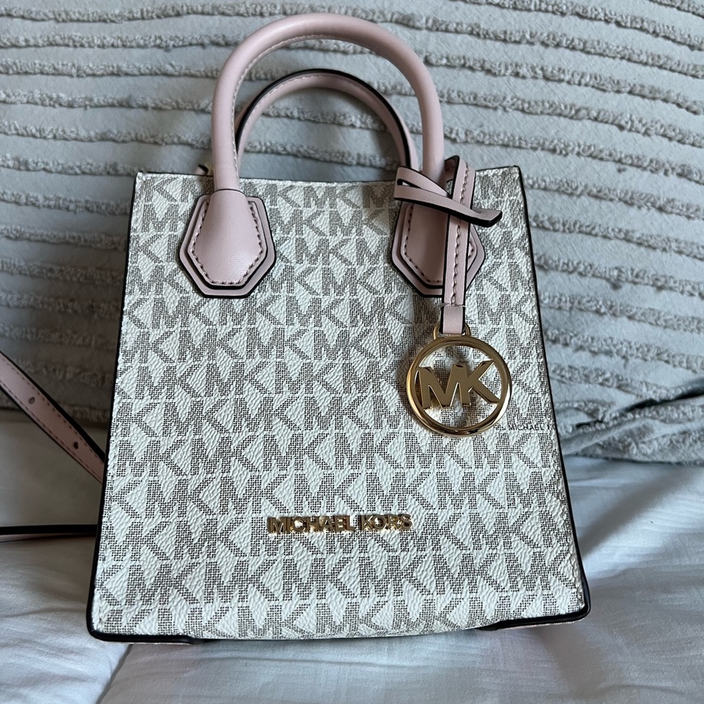 Michael Kors Mercer Mini Crossbody Bag